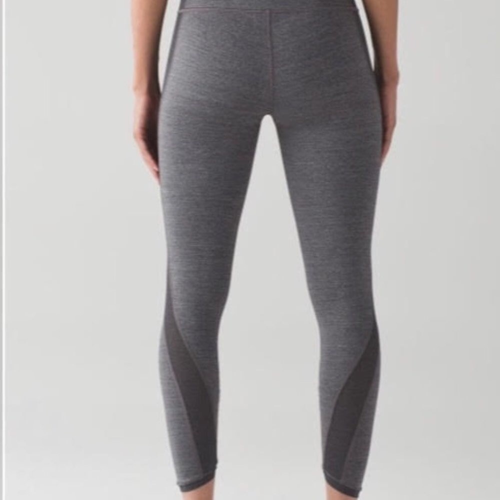 EUC Lululemon Featherlight Tight Pants